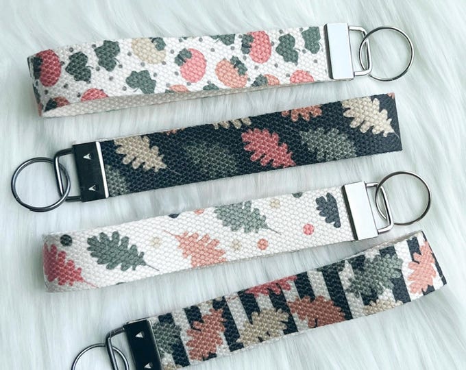 Fall Wristlet|Keyfob Wristlet|Keyholder|Key Accessories|Gift for reader|Gift for her|Gift for mom|Gift for daughter|Gift for friend