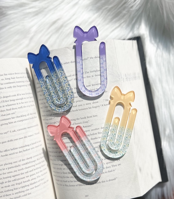Bow Bookmark|Custom Bookmark|Reading Bookmark|Book Lover Gift|Jumbo Bookmark|Personalized Gift|Graduation Gift|Paperclip Bookmark
