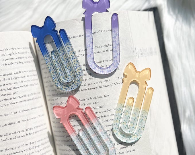 Bow Bookmark|Custom Bookmark|Reading Bookmark|Book Lover Gift|Jumbo Bookmark|Personalized Gift|Graduation Gift|Paperclip Bookmark