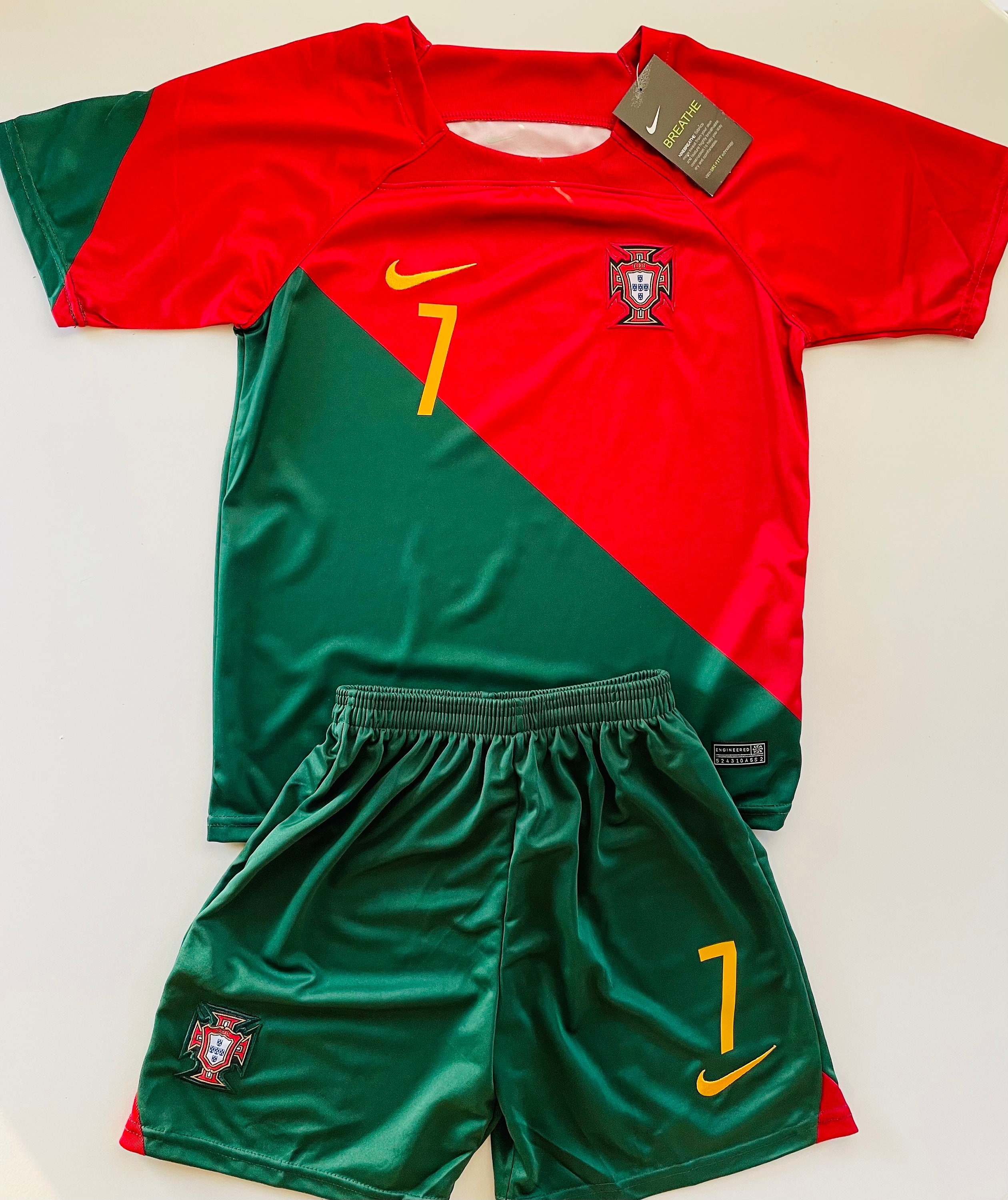 Cristiano Ronaldo 7 Portugal Enfant Maillot Enfant W-Short TAILLE ENFANT -   France