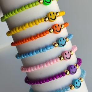 Personalized Kids Bead Bracelet: Custom Name, Handmade Jewelry