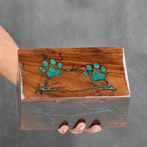 Lichtenberg Figure Epoxy Pet Urn: Rosewood Dog & Cat Memorial