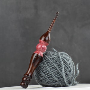 Handmade Wood & Epoxy Crochet Hook: Ergonomic Knitting Needle (3-5mm)