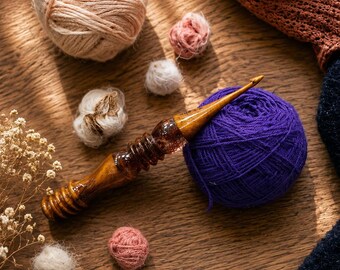Handmade Resin Crochet Hook – Ergonomic Reclaimed Wood Fiber Art and mothers day gift