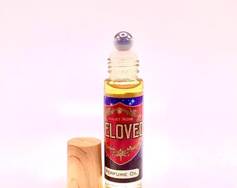 Olio profumato alla rosa amata: profumo esotico, sensuale e oscuro