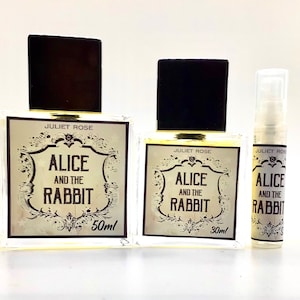 Alice & The Rabbit Perfume: Lactonic Marshmallow Gourmand Musk