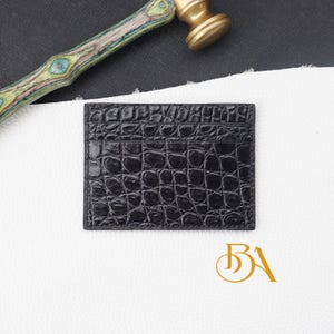 Porta carte di credito in pelle di alligatore nero fatto a mano, porta carte in vera pelle di alligatore. Porta carte di credito in pelle minimalista