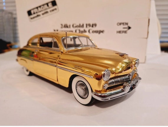 Danbury Mint 24kt Gold 1949 Mercury Club Coupe, 1:24, W/wood
