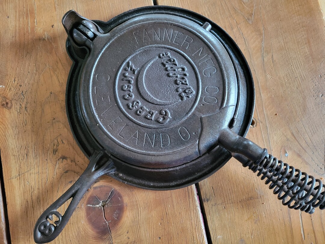 Vintage Cast Iron Waffle Maker Etsy