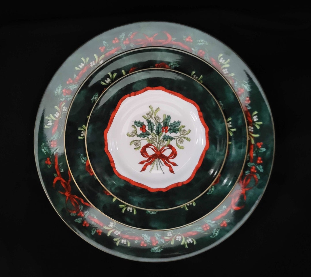 Holly Ribbons & Bows Christmas China Green - Etsy