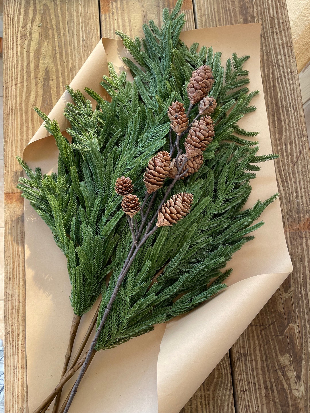 Realistic Christmas Norfolk Pine Vase Set With Pinecone Branch Winter