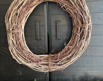 25" Skinny White Muscadine Curly Q's Grapevine Rustic Farmhouse Greenhouse She Shed Man Cave Fireplace Front Door Garden Gate Wreath Base