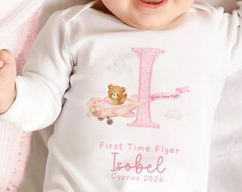 Tutina personalizzata per il primo volo, completo per la prima vacanza del bebè, tutina per il primo volo, completo per le vacanze da bambina, abbigliamento da viaggio per neonati.