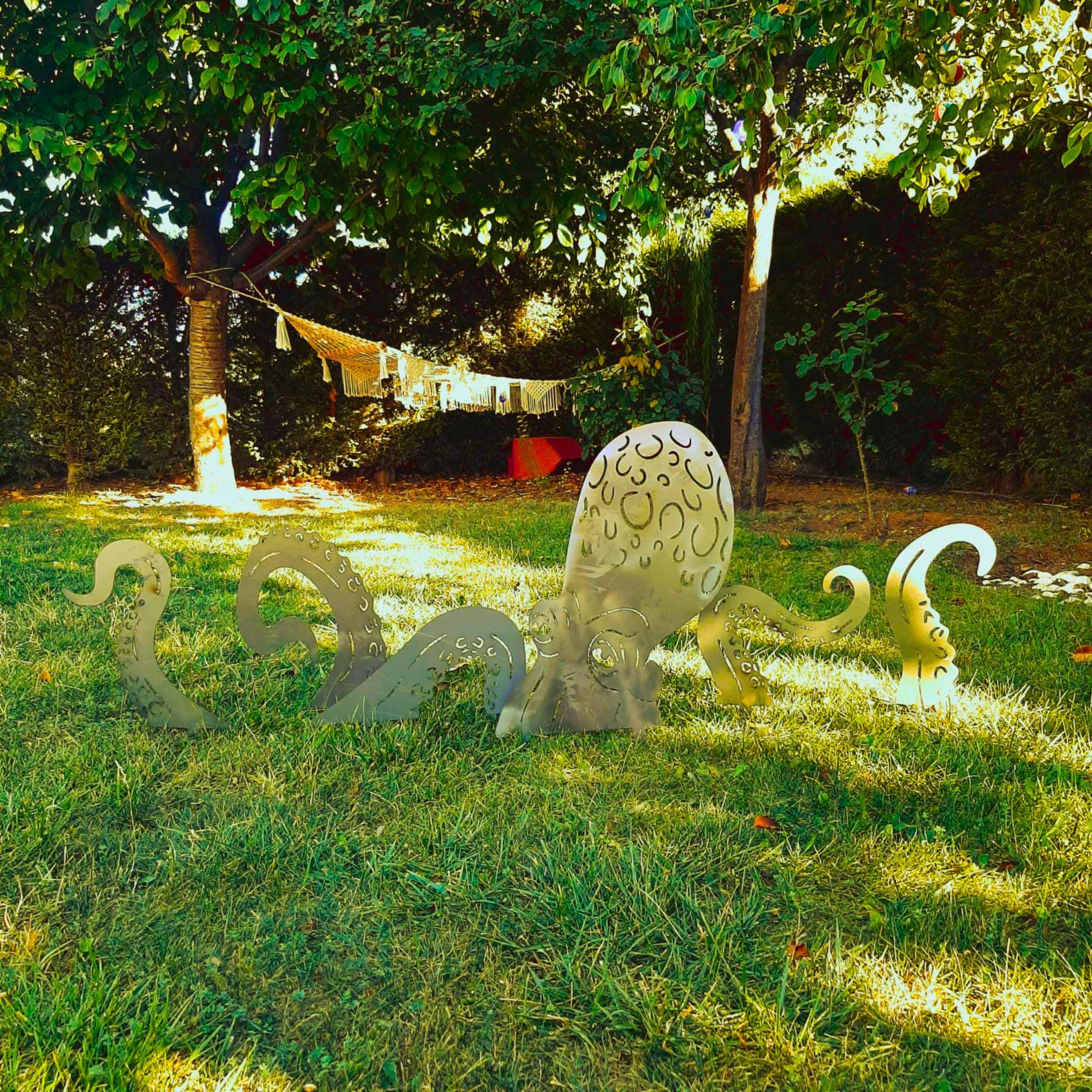 Oktopus Gartenskulptur Aus Metall – Verspielt, Wetterfest, Deko Für Garten & Terrasse