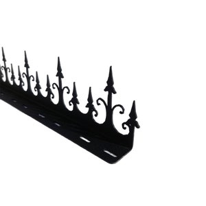 Decorative Metal Security Fence Spikes: Anti-Climb Razor Wire for Home Protection & Burglary Deterrent