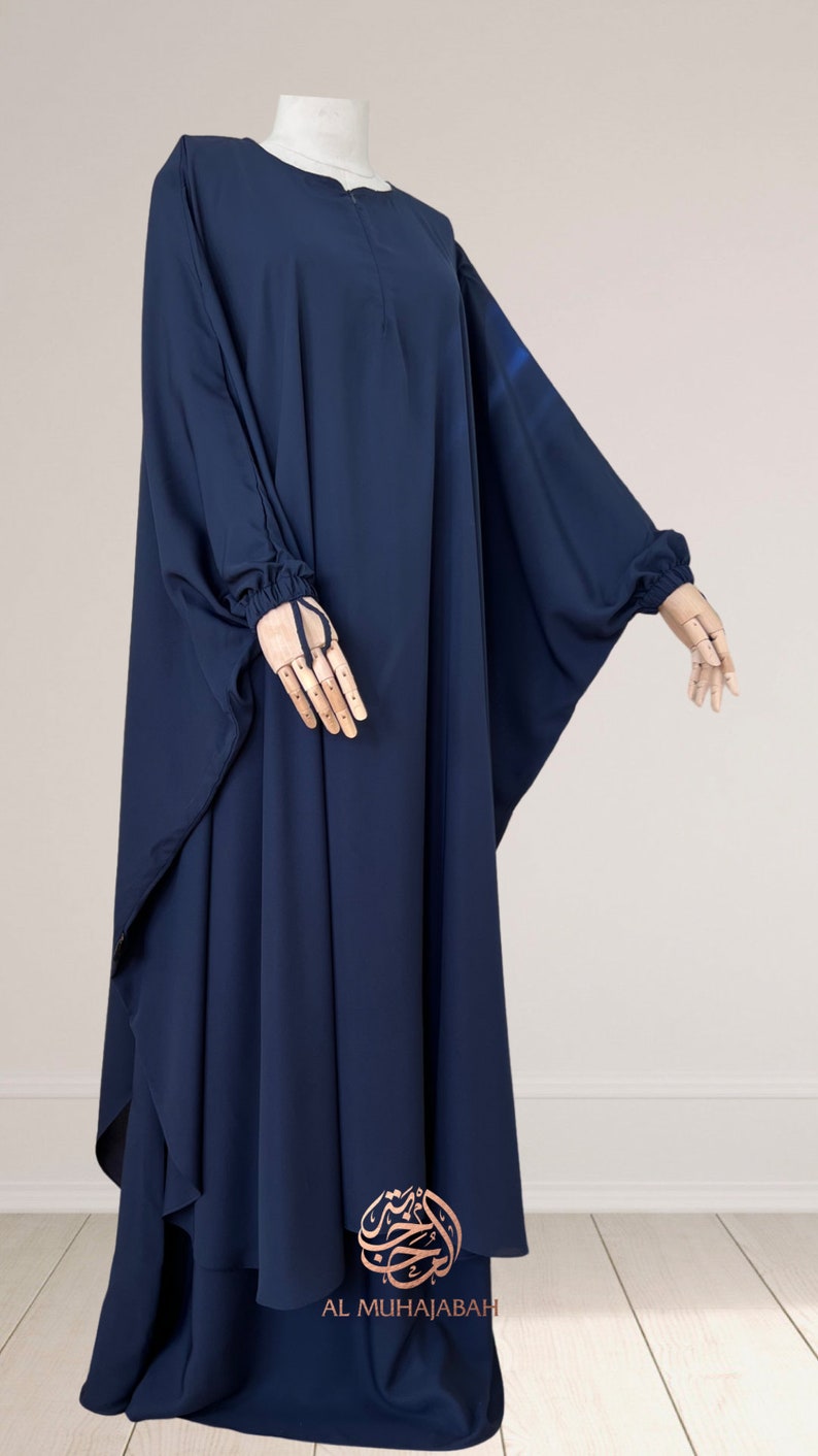 Solid Color Two-Piece Button Abaya