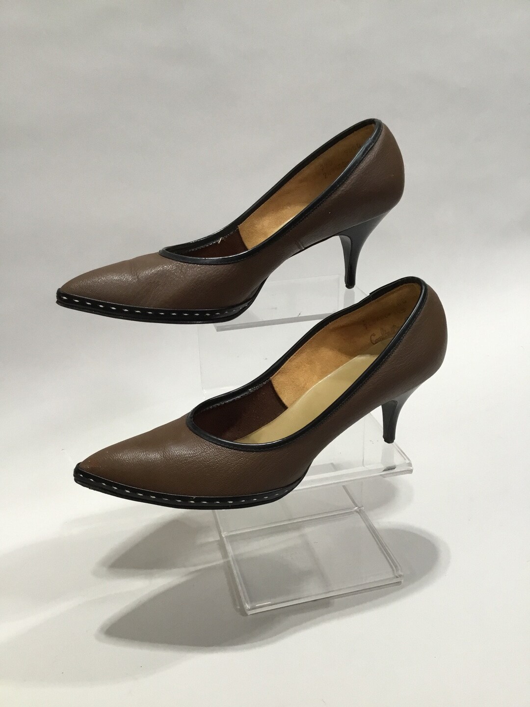 Black & White Dotted Woven Leather Heel main image 0