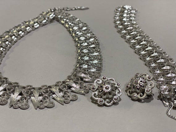 Silver Costume Jewelry Set - image 1