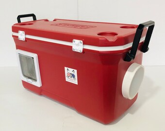 Outdoor Insulated Feral Cat Shelter – Extra Large Cooler Box Shelter with Straw Bedding