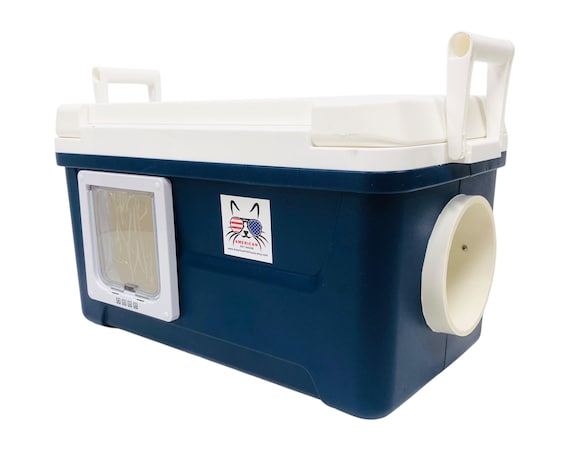 Outdoor Cat Shelter, Igloo Weatherproof Feral Cat House, Fully Insulated and Winter Ready, Predator Safe