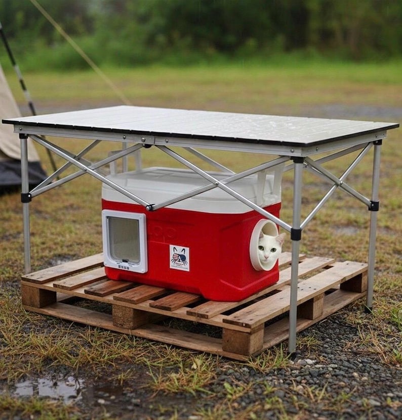 Outdoor Cat Shelter, Igloo Weatherproof Feral Cat House, Fully Insulated and Winter Ready, Predator Safe 画像 11