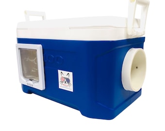 Outdoor Cat House, Feral Cat Shelter with two way entry, Self Warming Winter Kitty Pod