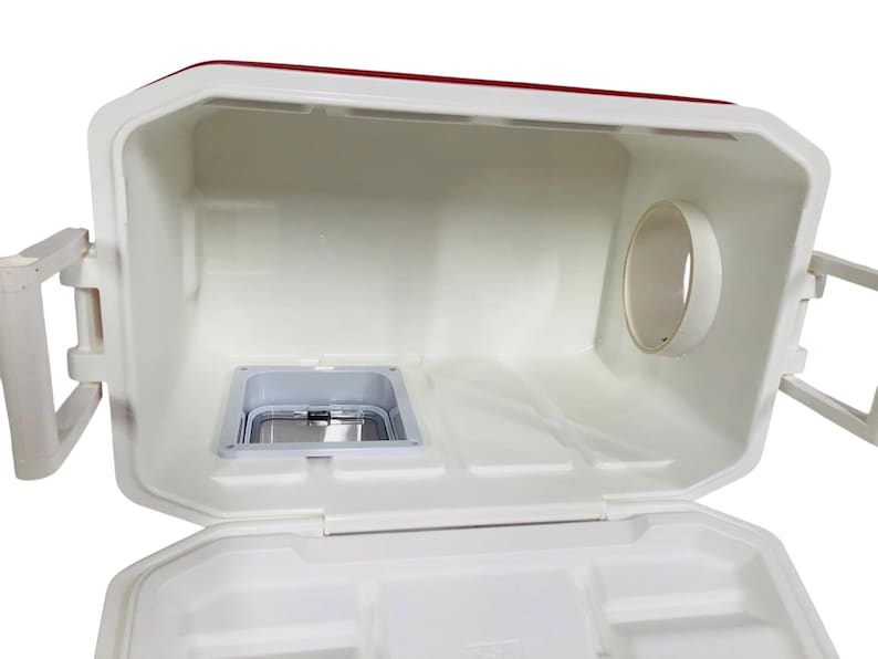 Outdoor Cat Shelter, Igloo Weatherproof Feral Cat House, Fully Insulated and Winter Ready, Predator Safe 画像 8