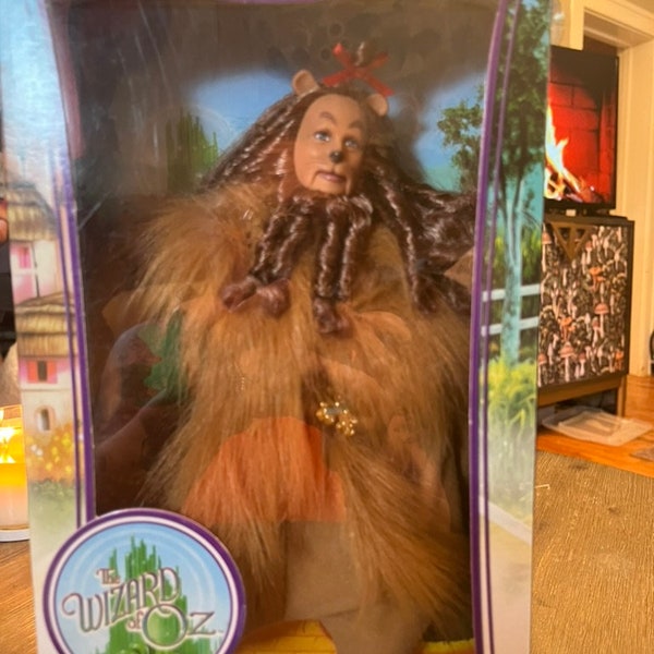 Wizard of OZ - Barbie Collector doll - Cowardly Lion NRFB