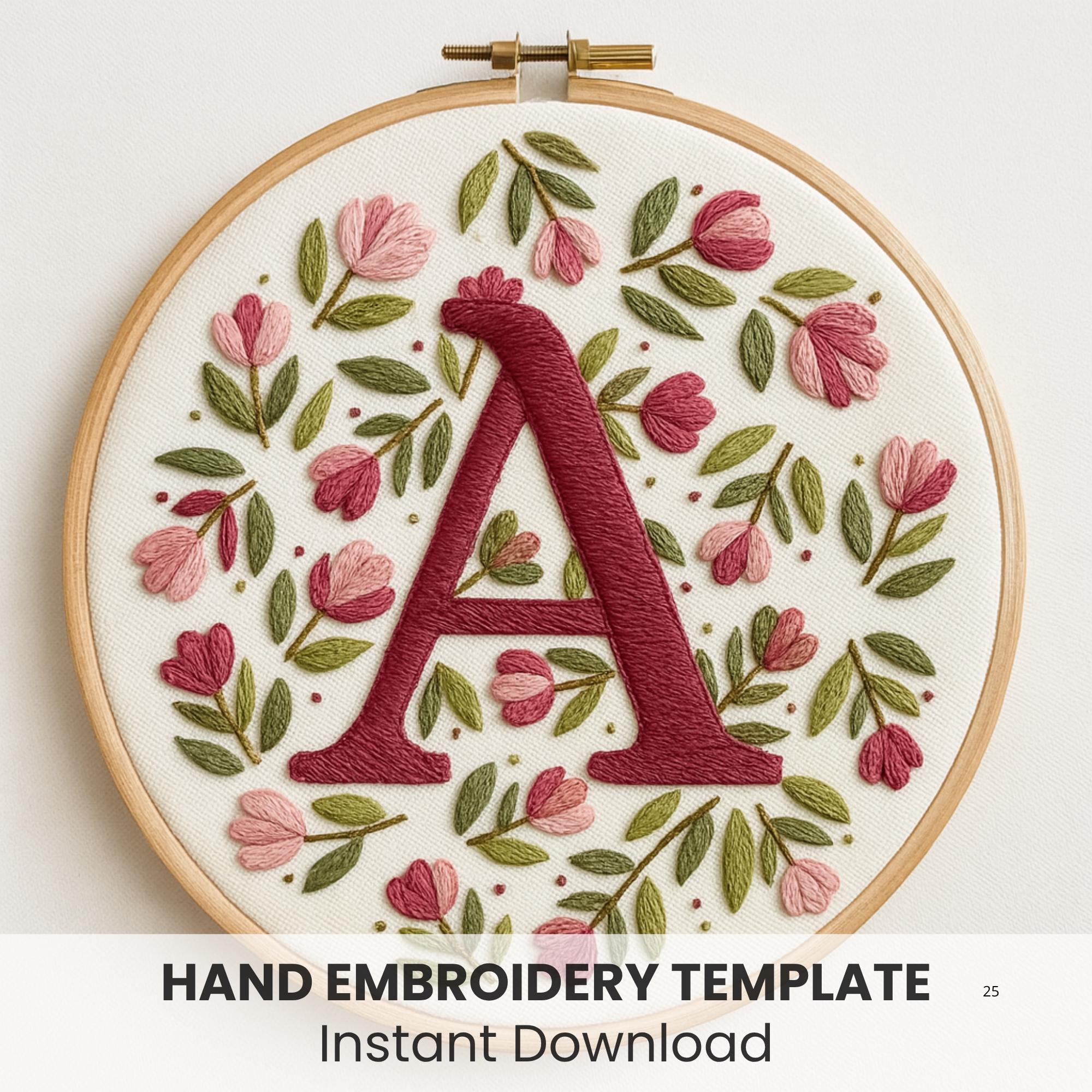 アルファベットの手刺繍パターンバンドル：印刷可能な花輪（PDF