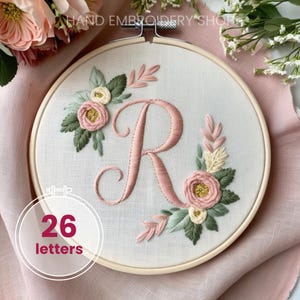Padrão de bordado de alfabeto completo, Padrão de bordado de alfabeto floral, Letras de bordado de ROSAS, Bordado DIY, Artesanato de bordado inicial