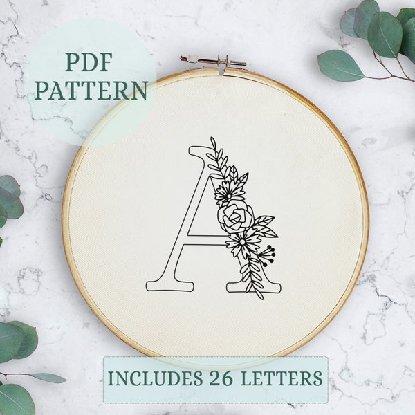 Komplettes Alphabet Stickmuster, pdf Stickmuster Stickmuster mit Blumen, florales Monogramm Anfangssofortiger digitaler Download Stickrahmen Dekor