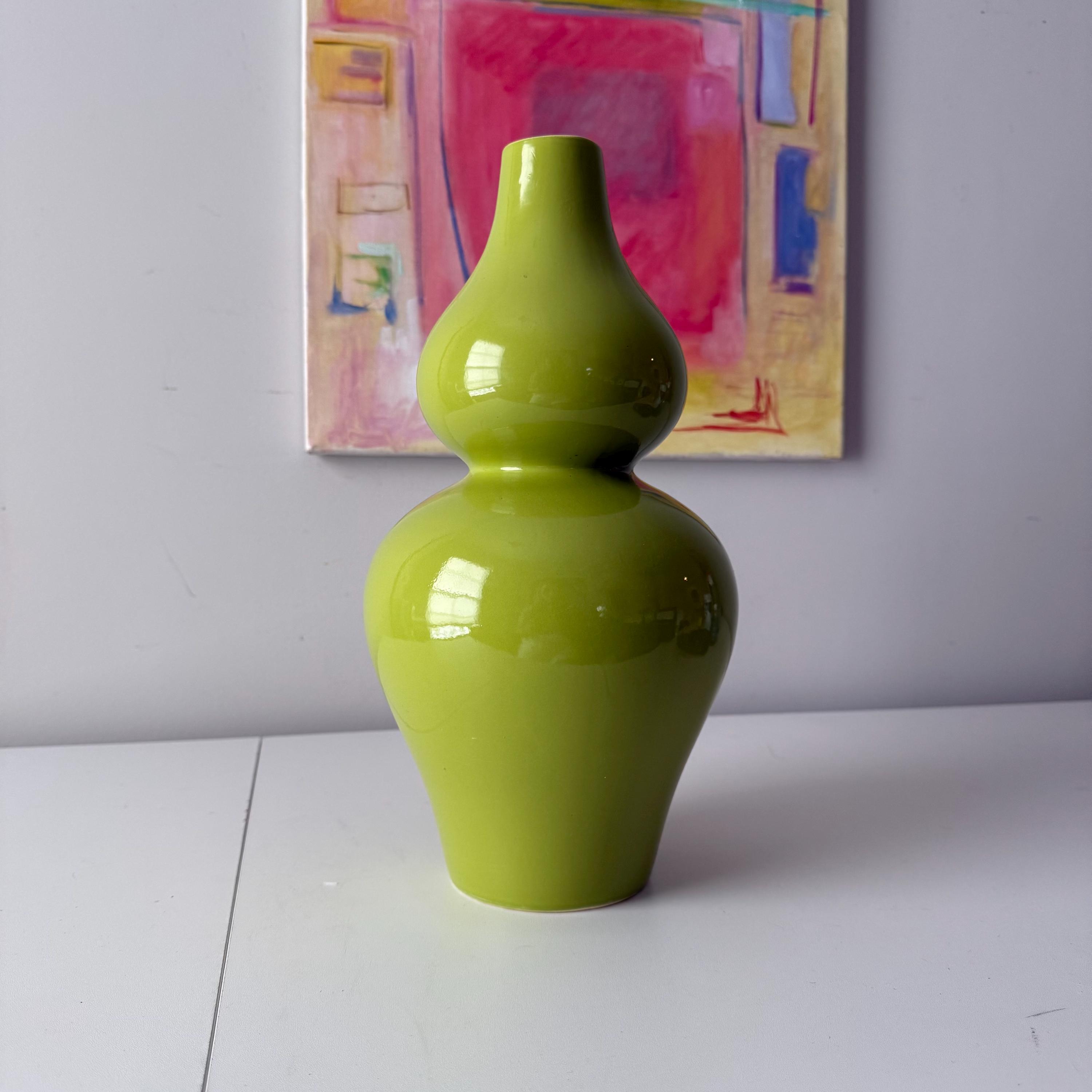 ジョナサン アドラー 陶器 花瓶 Portofino Bud Vase – Jonathan Adler