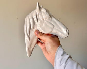 White Ceramic Horse Head Wall Decor Accent, Vintage Traditional Style