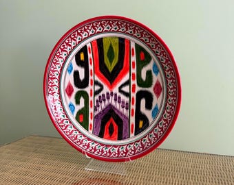 Plato de cerámica pintado Rishtan