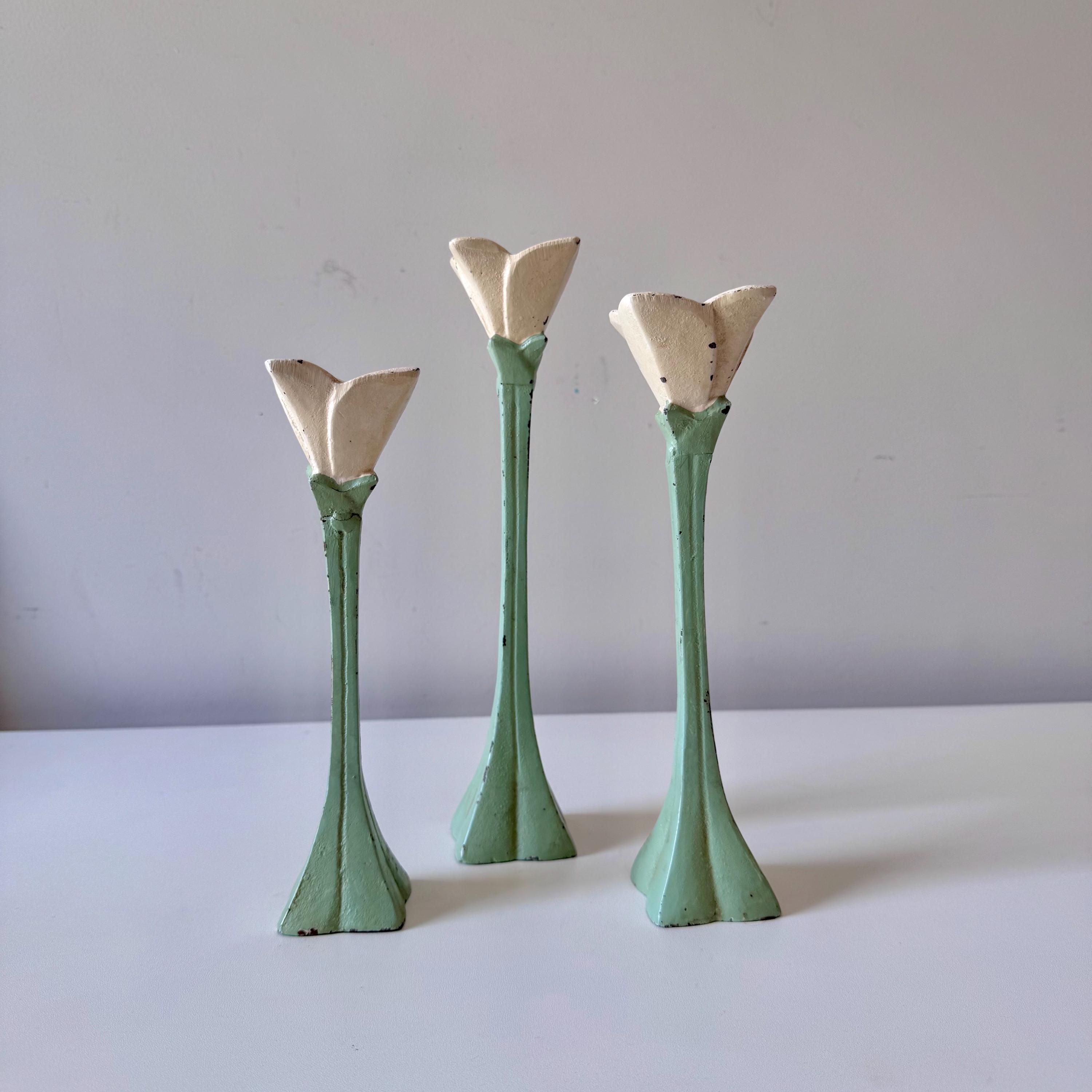 ヴィンテージ鋳鉄製チューリップフラワーキャンドルホルダーセット