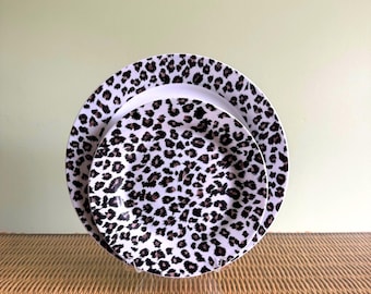 Platos de ensalada y cena Sasaki Snow Leopard de Nicole Miller de la década de 1990
