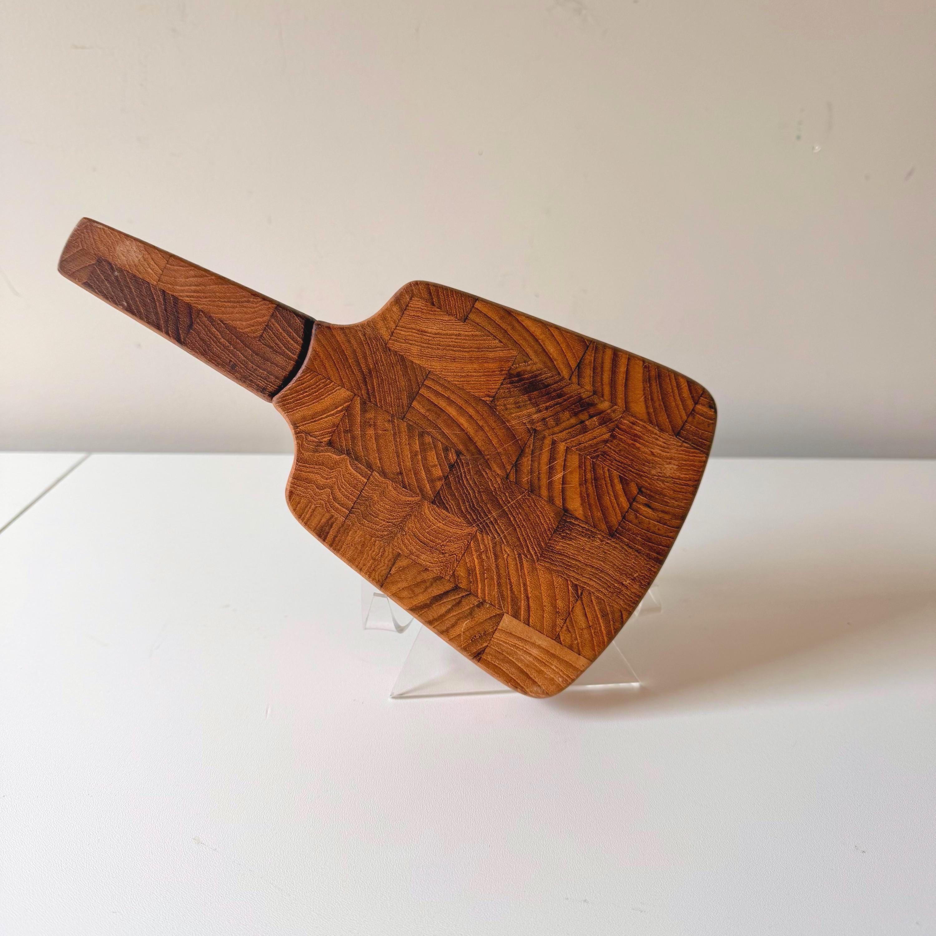 ヴィンテージ Dansk チーク材サービングボード（スプレッダーナイフ