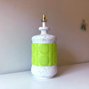 Lámpara floral de mediados de siglo de los años 70 - Recableada y restaurada