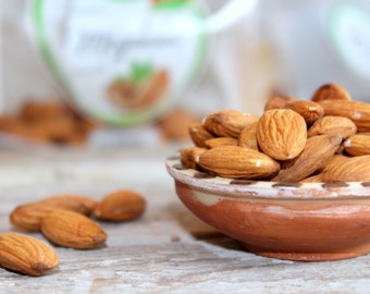1Lb local Organic Whole Raw Almonds
