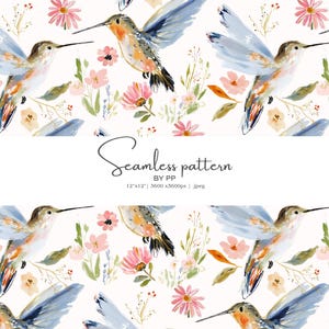 Könnte beinhalten: Nahtloses Aquarellmuster mit Kolibris mit blauen Flügeln, orange-braunen Körpern und langen Schnäbeln, umgeben von rosa und pfirsichfarbenen Blumen und grünen Blättern. Der Text "Seamless pattern" wird angezeigt.