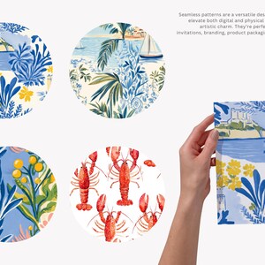 Pode incluir: A imagem mostra padr&otilde;es cont&iacute;nuos em estilo aquarela. Os designs incluem cenas costeiras, veleiros e lagostas. Uma m&atilde;o segura um caderno com um padr&atilde;o semelhante. O texto diz: "Padr&otilde;es cont&iacute;nuos s&atilde;o um recurso de design vers&aacute;til..."