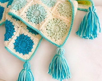 Gemütlicher Oma Square Baby Afghan mit Ombre Blumen