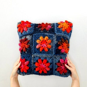 CROCHET PATTERN | Cosmic Blooms Pillow | Flower Granny Square Pillowcase | Bright Decorative Pillow Cover | Home Decor | PDF Download