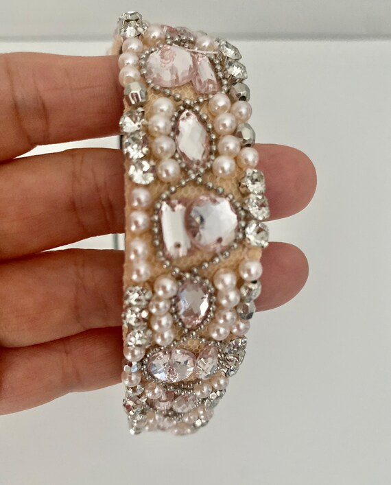 Retro Rhinestone Pearl Headband: Cream Beige Crystal Wedding  display picture 3