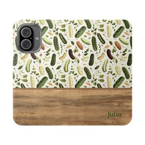 Étui portefeuille personnalisé pour cornichons, étui folio vert pour cornichons à l'aneth, porte-cartes pliant en cuir végétalien, iPhone 12 13 14 15 16 Plus Pro Max, S21 S22