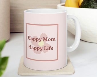 Szczęśliwa mama, szczęśliwe życie, ceramiczny kubek, prezent dla mamy, kwiatowy kubek, prezent na dzień matki