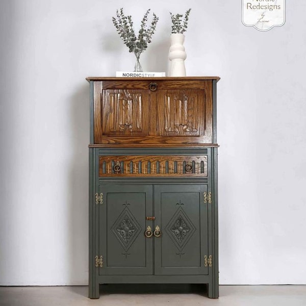 Restored Jaycee solid oak drinks cabinet in green