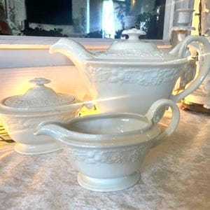 Vintage Homer Laughlin Eggshell Tea Set: Teapot, Creamer & Sugar Bowl