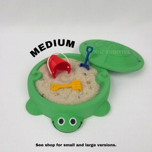 Mini Turtle Sandbox w/ Real Sand & Mini Tools - MEDIUM SIZE 5.5" -  3D Printed Sandbox, Zen Garden, Sensory, 90s Nostalgia, Green Sandbox