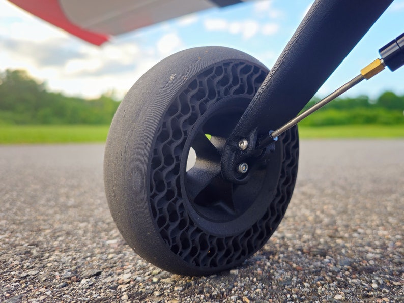 KIN Next Gen Wheels - Airless Tires - Bush Style - Compatible With E ...